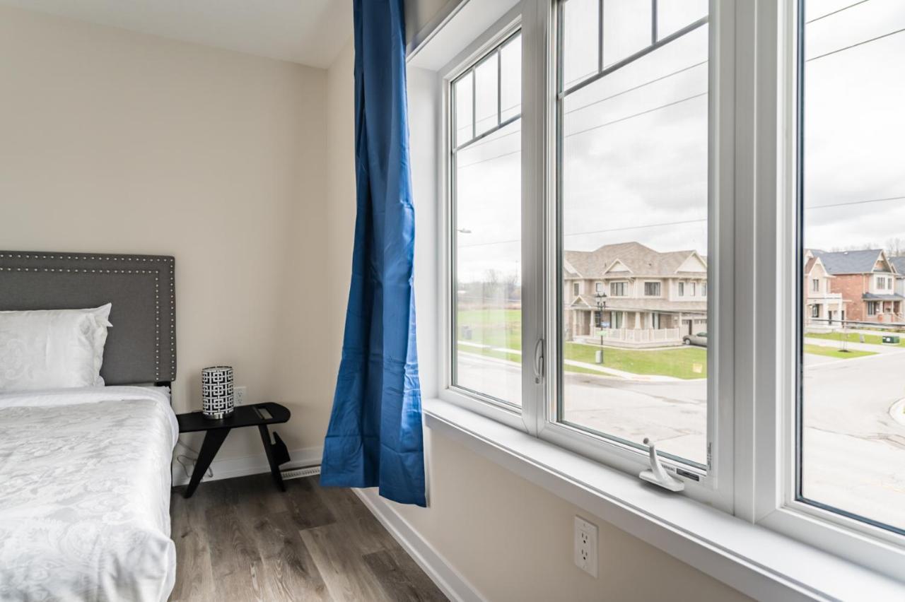 Luxury Townhouse Close To Fairview Casino In Niagara Falls