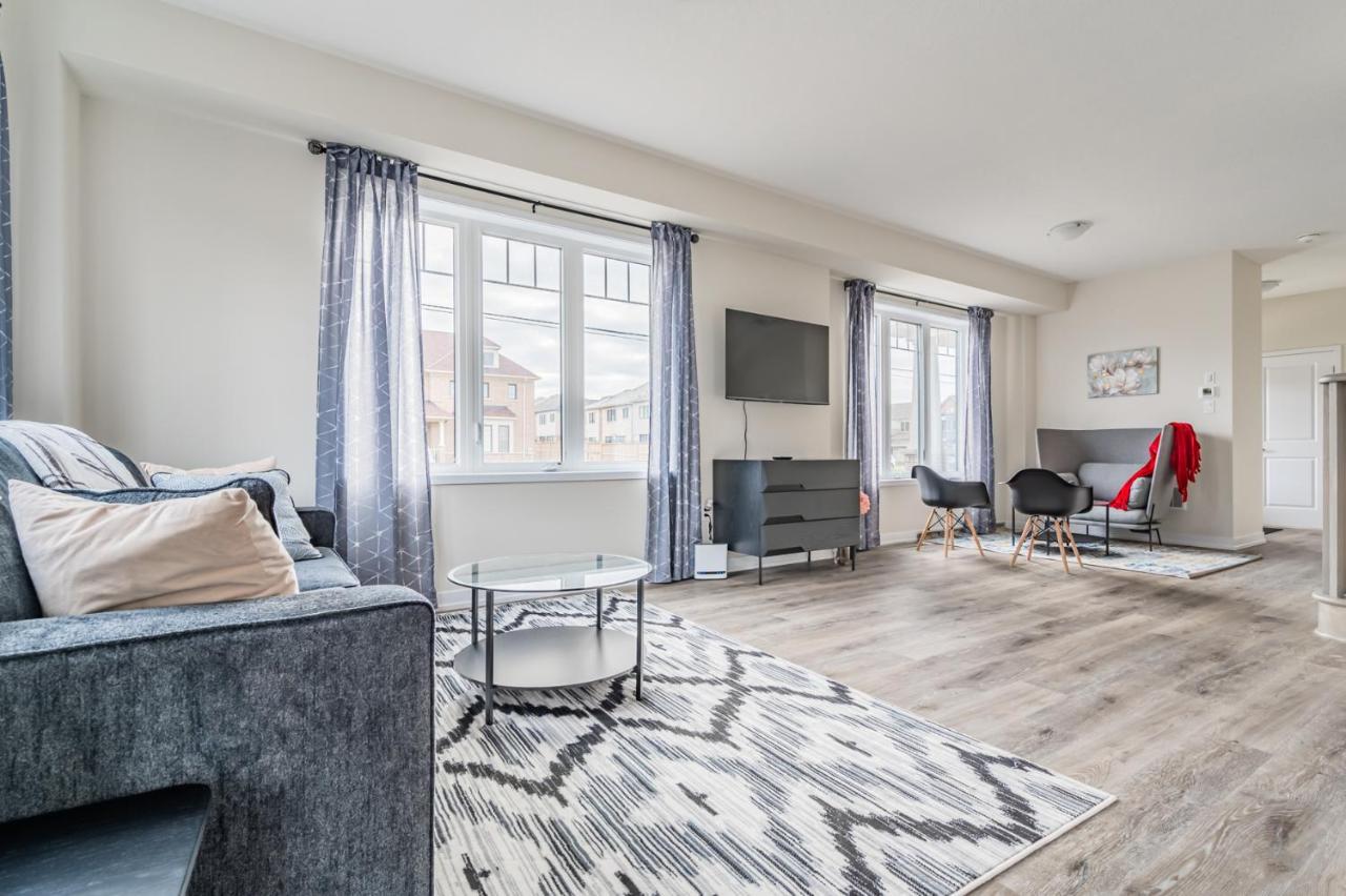 Luxury Townhouse Close To Fairview Casino In Holiday home