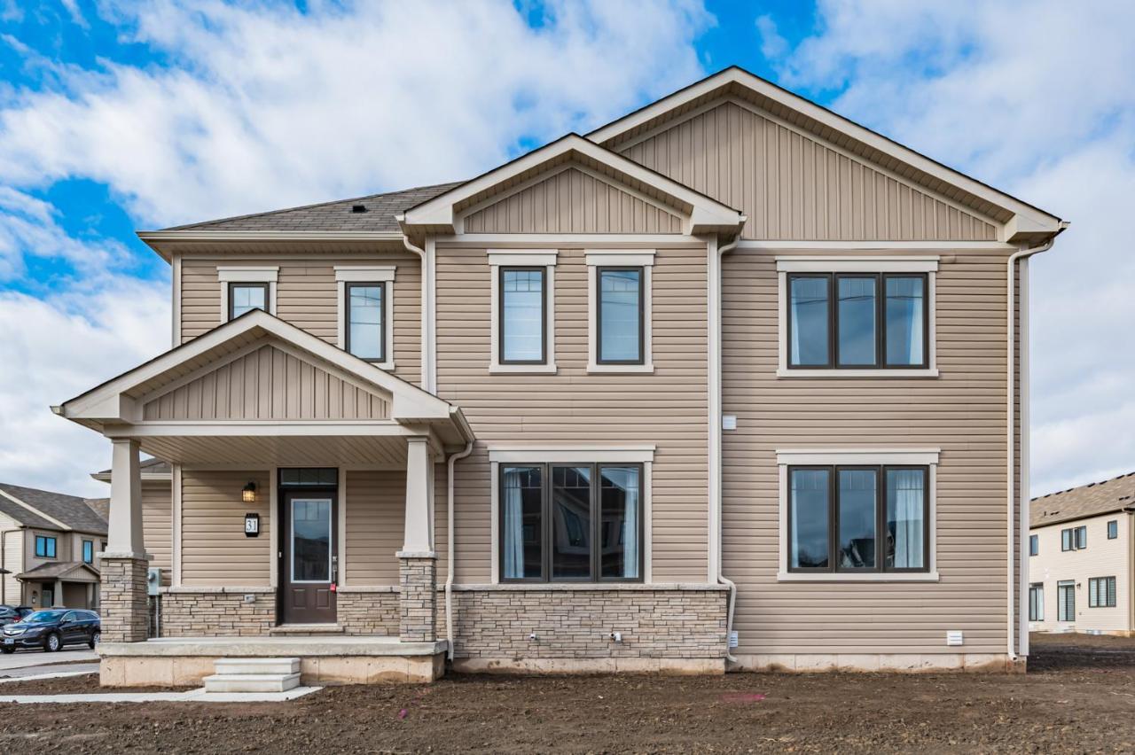 Luxury Townhouse Close To Fairview Casino In * Niagara Falls
